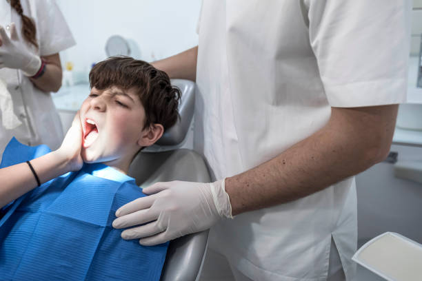 Best Emergency Dental Extractions in Romulus, MI